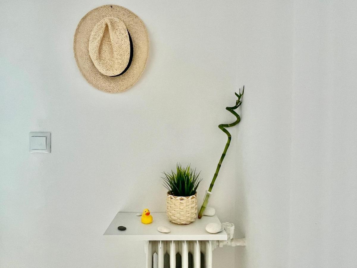 B&B Boutique Two Bedrooms Apartments Atenas Exterior foto